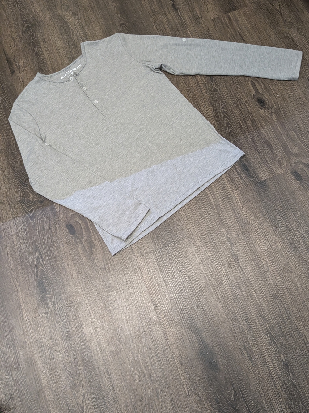 Mizzen+Main Gray Lightweight Henley- Large